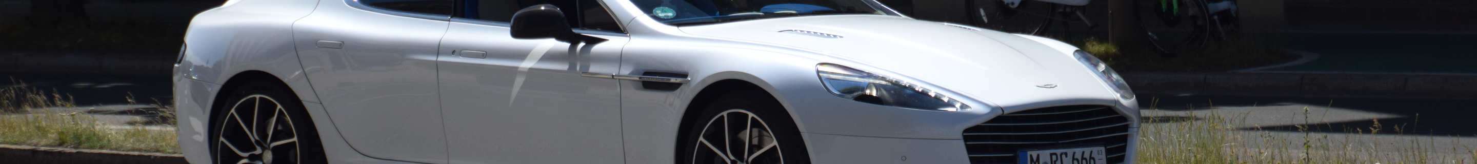 Aston Martin Rapide S