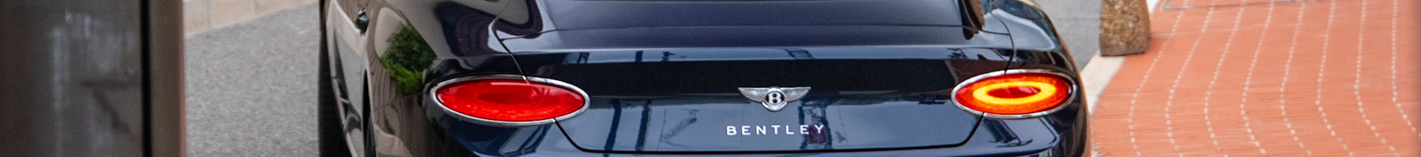 Bentley Continental GT V8 Azure 2024