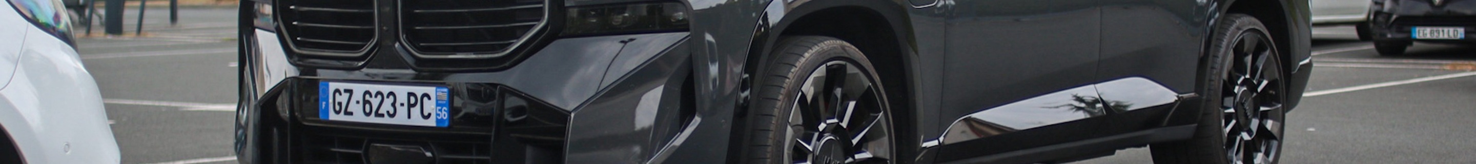 BMW XM G09