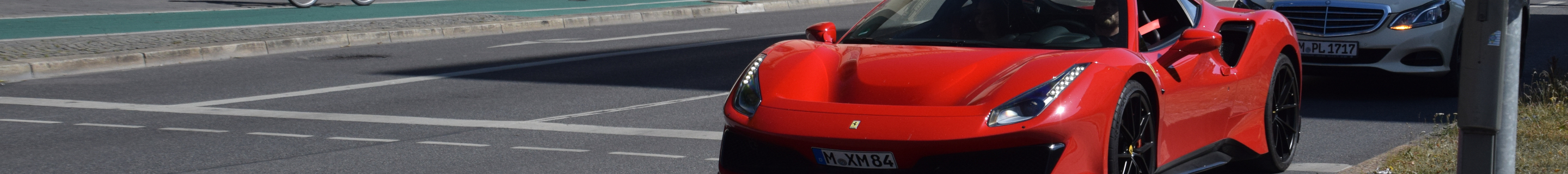 Ferrari 488 Pista