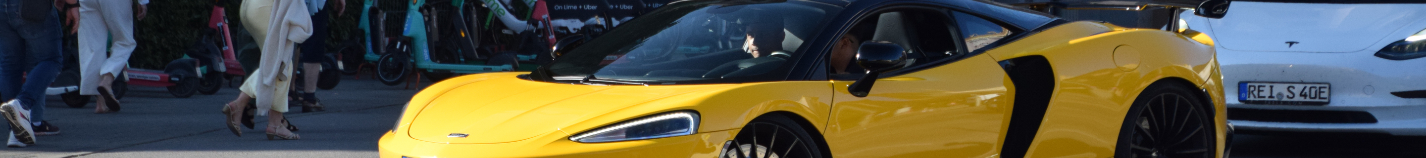 McLaren GT