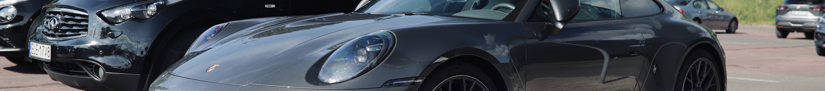 Porsche 992 Carrera 4S