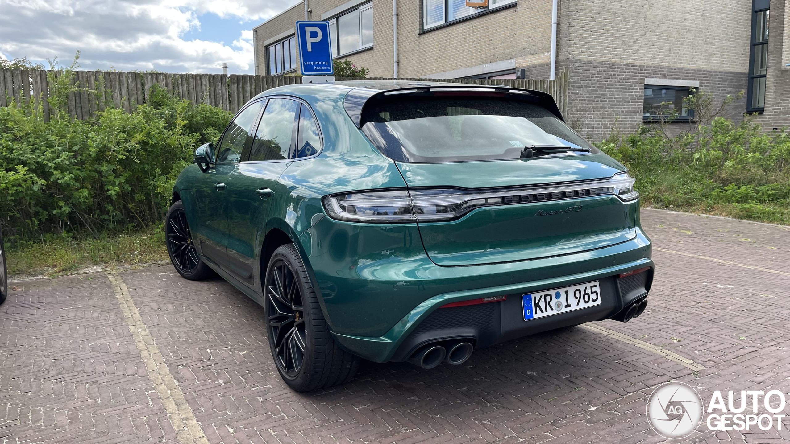 Porsche 95B Macan GTS MkIII