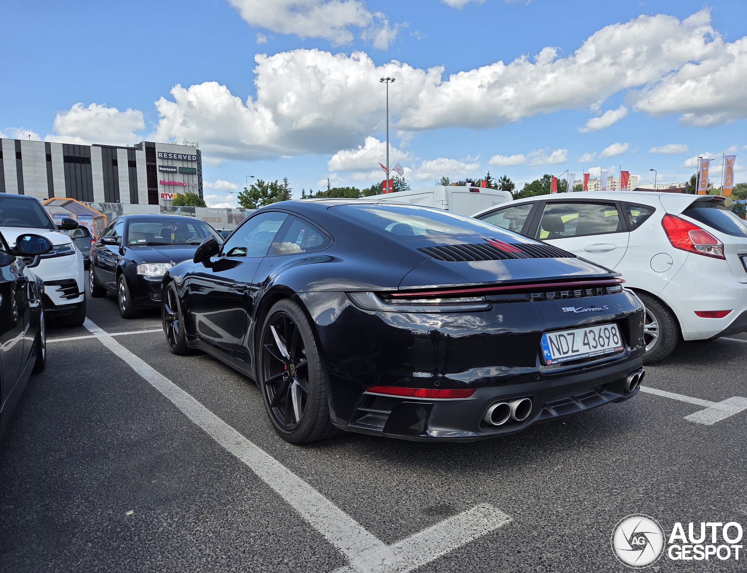 Porsche 992 Carrera S