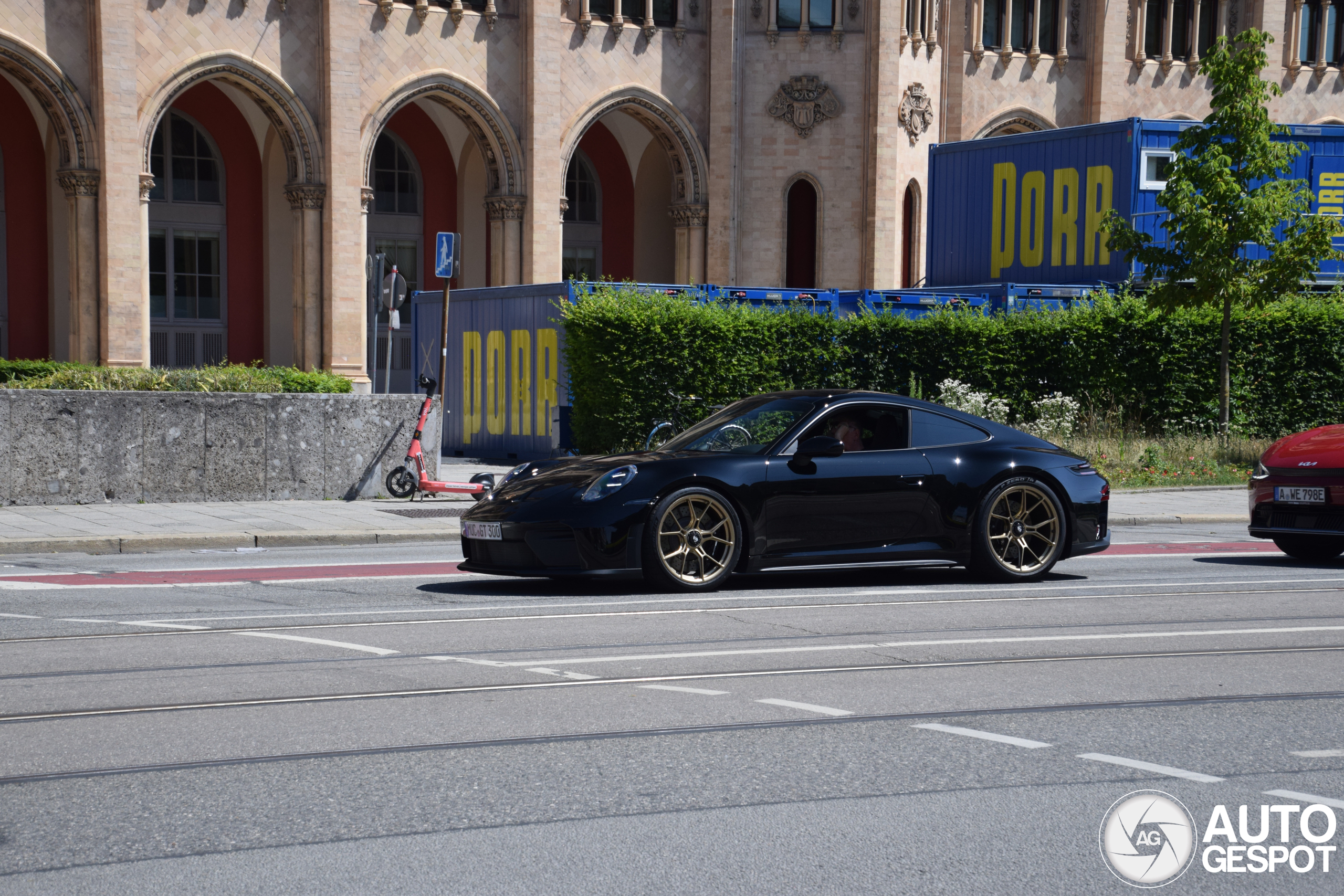 Porsche 992 GT3 Touring MkII