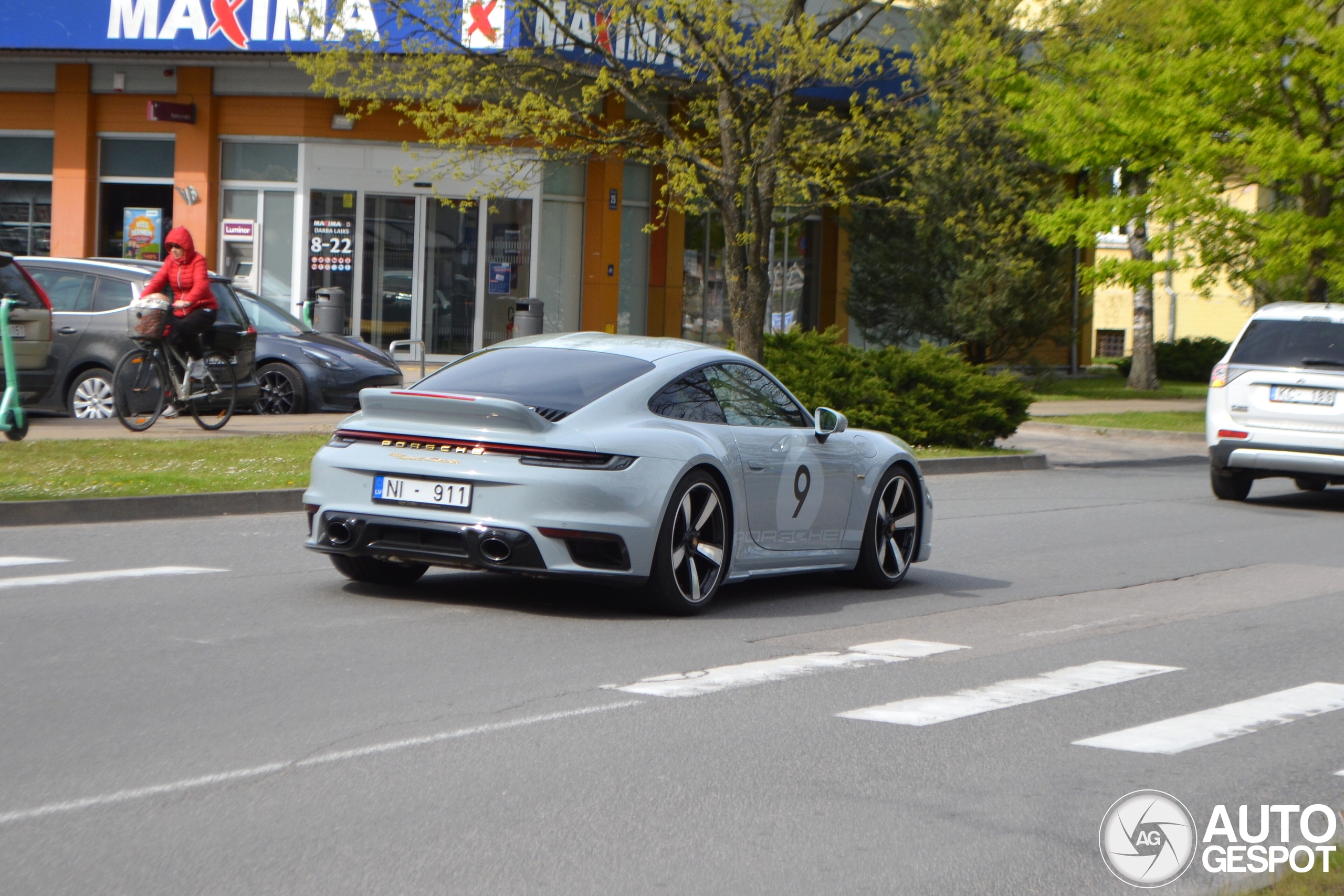 Porsche 992 Sport Classic