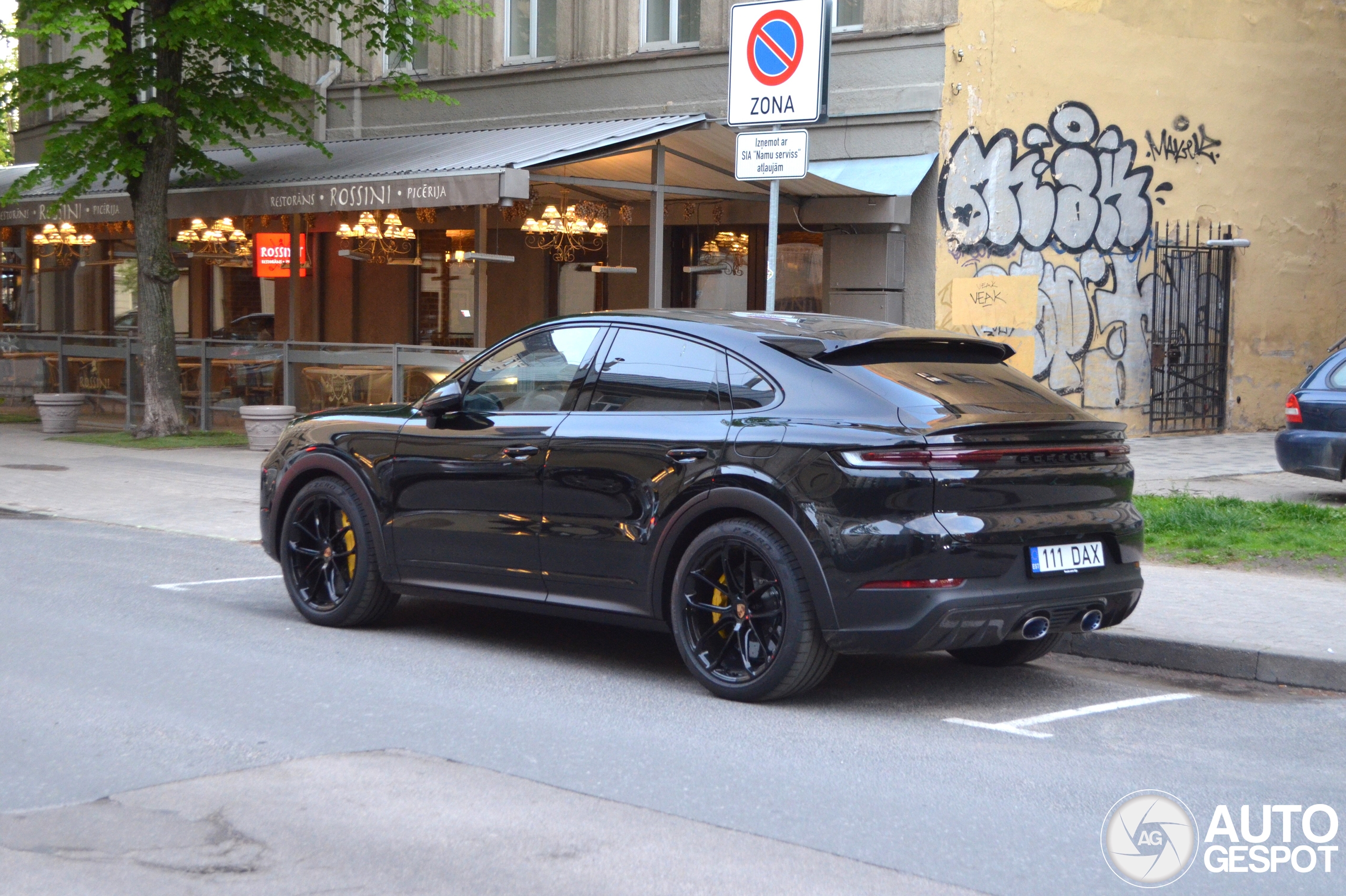 Porsche Cayenne Coupé Turbo E-Hybrid