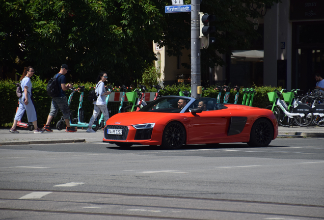 Audi R8 V10 Spyder 2016
