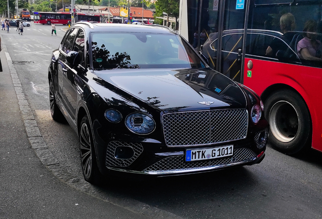 Bentley Bentayga Azure
