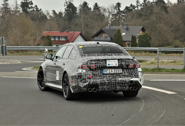 BMW M5 G90