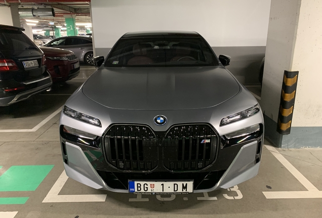 BMW M760e xDrive