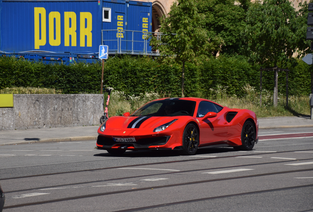 Ferrari 488 Pista