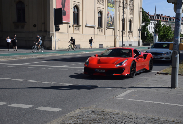 Ferrari 488 Pista