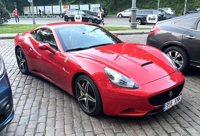 Ferrari California
