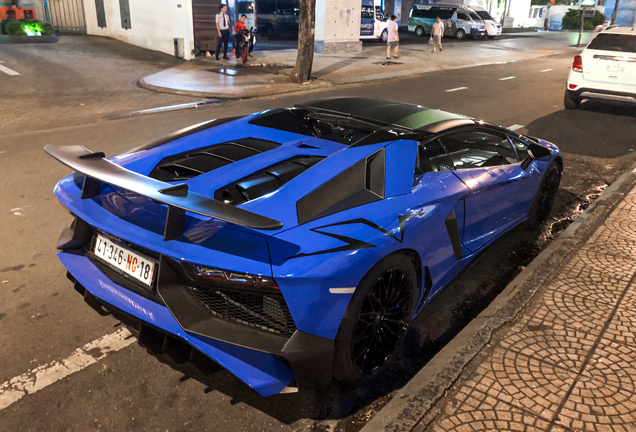 Lamborghini Aventador LP750-4 SuperVeloce Roadster