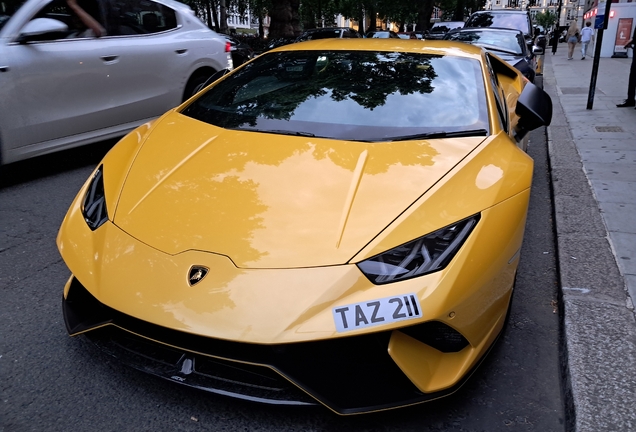 Lamborghini Huracán LP640-4 Performante
