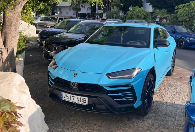Lamborghini Urus