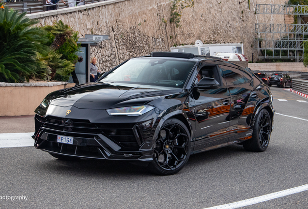 Lamborghini Urus Performante