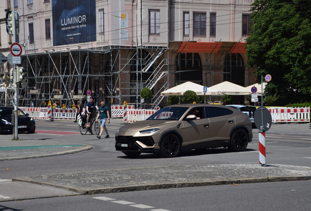 Lamborghini Urus Performante