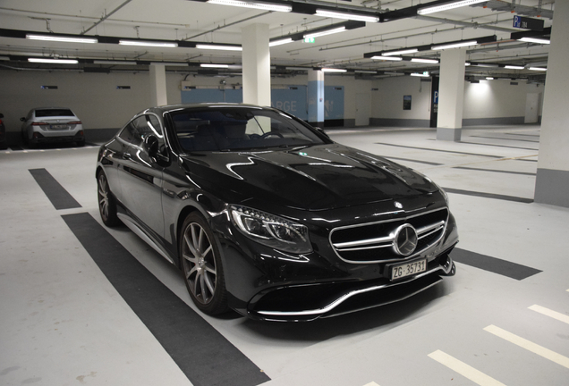 Mercedes-AMG S 63 Coupé C217
