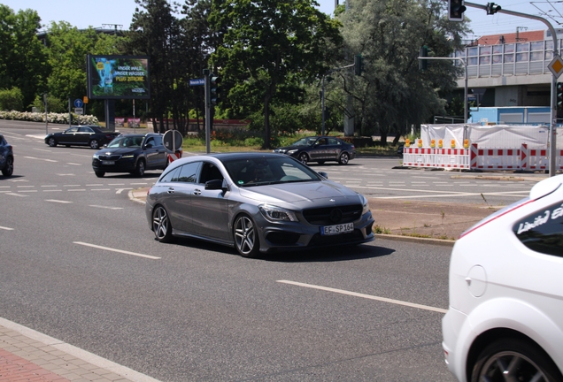 Mercedes-Benz CLA 45 AMG Shooting Brake