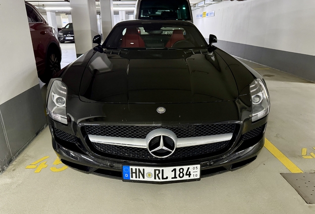 Mercedes-Benz SLS AMG