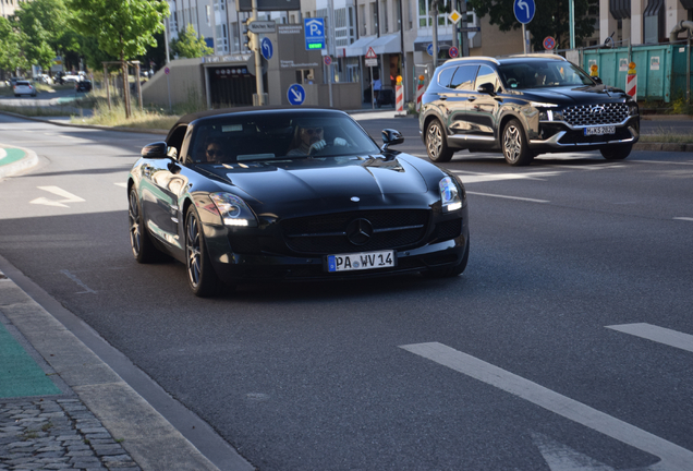 Mercedes-Benz SLS AMG Roadster