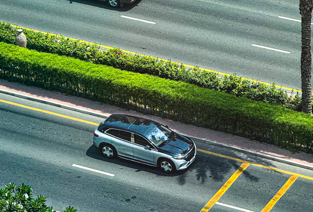 Mercedes-Maybach EQS 680 SUV