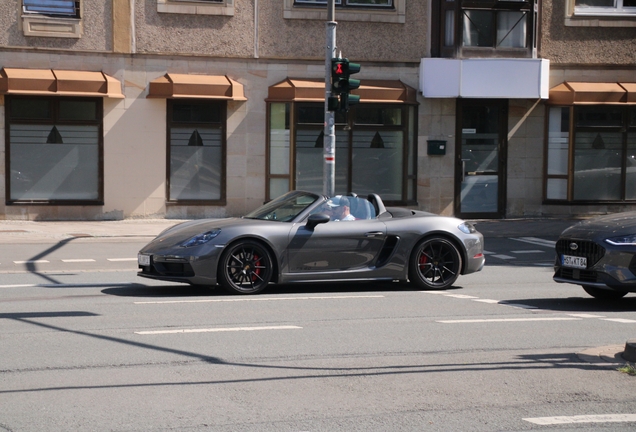 Porsche 718 Cayman GTS 4.0