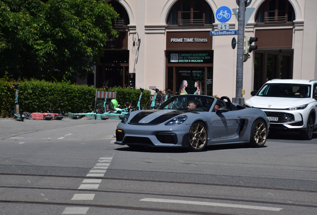 Porsche 718 Spyder RS Weissach Package