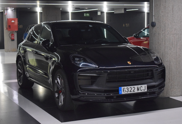 Porsche 95B Macan GTS MkIII
