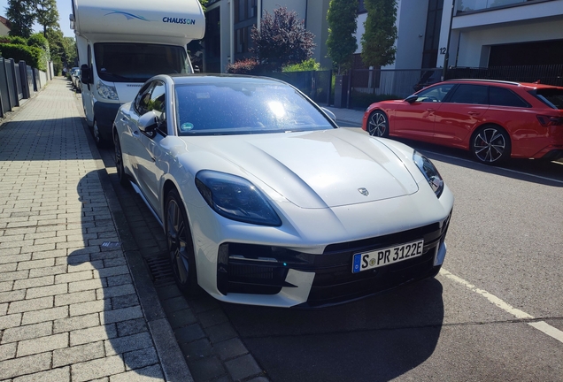 Porsche 972 Panamera Turbo E-Hybrid