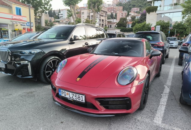 Porsche 992 Carrera 4 GTS