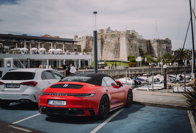 Porsche 992 Carrera 4S Cabriolet
