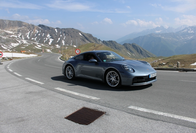 Porsche 992 Carrera S