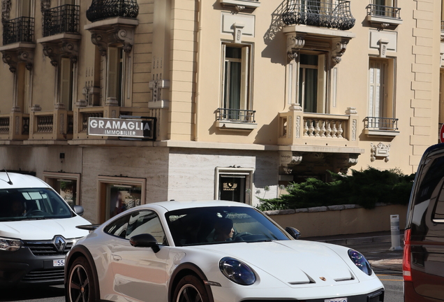 Porsche 992 Dakar