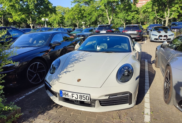 Porsche 992 Turbo Cabriolet