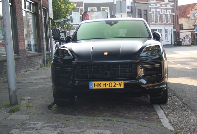Porsche Cayenne Coupé Turbo E-Hybrid