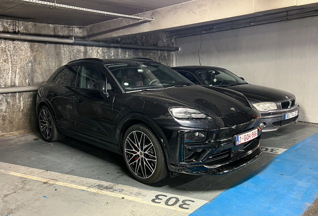Porsche Macan EV Turbo