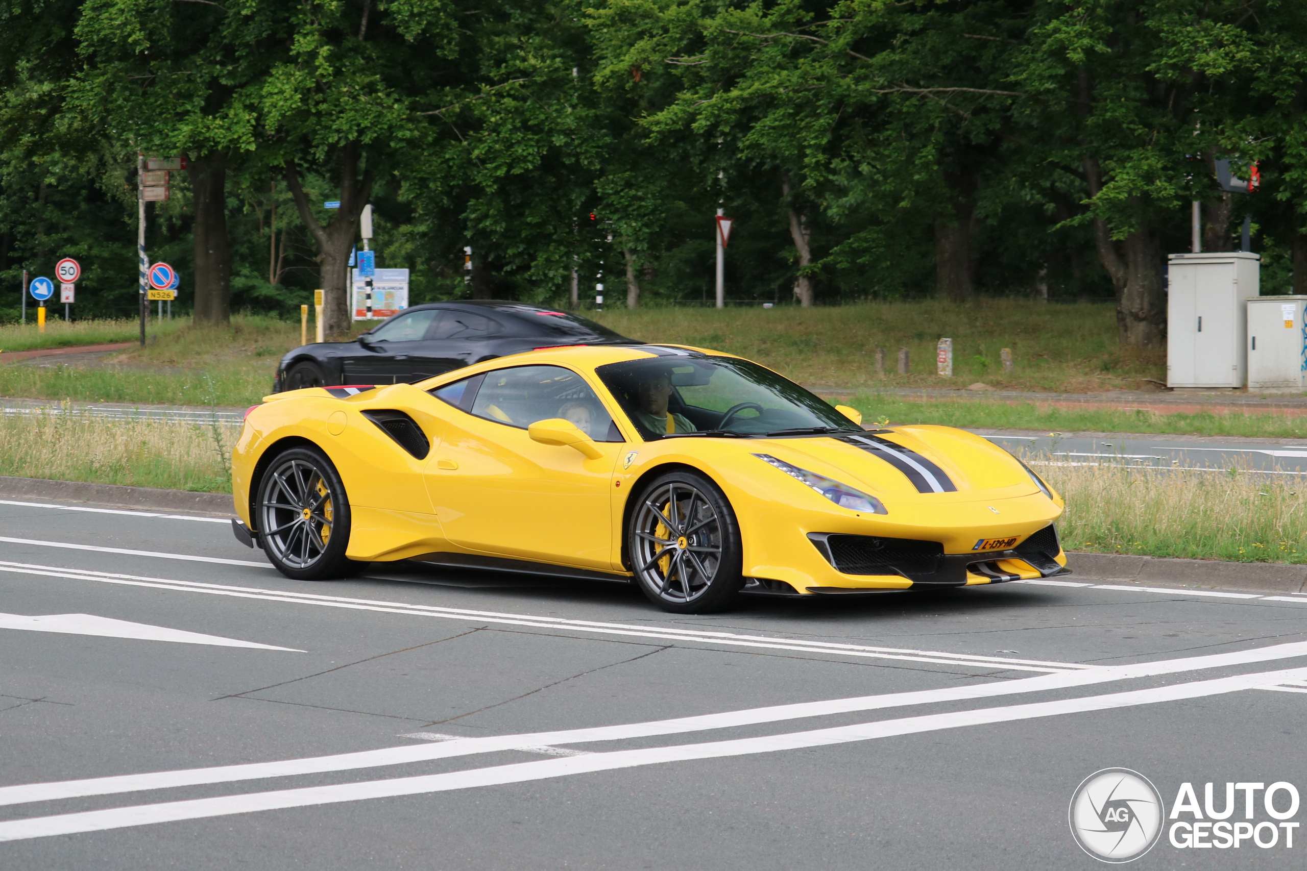 Ferrari 488 Pista