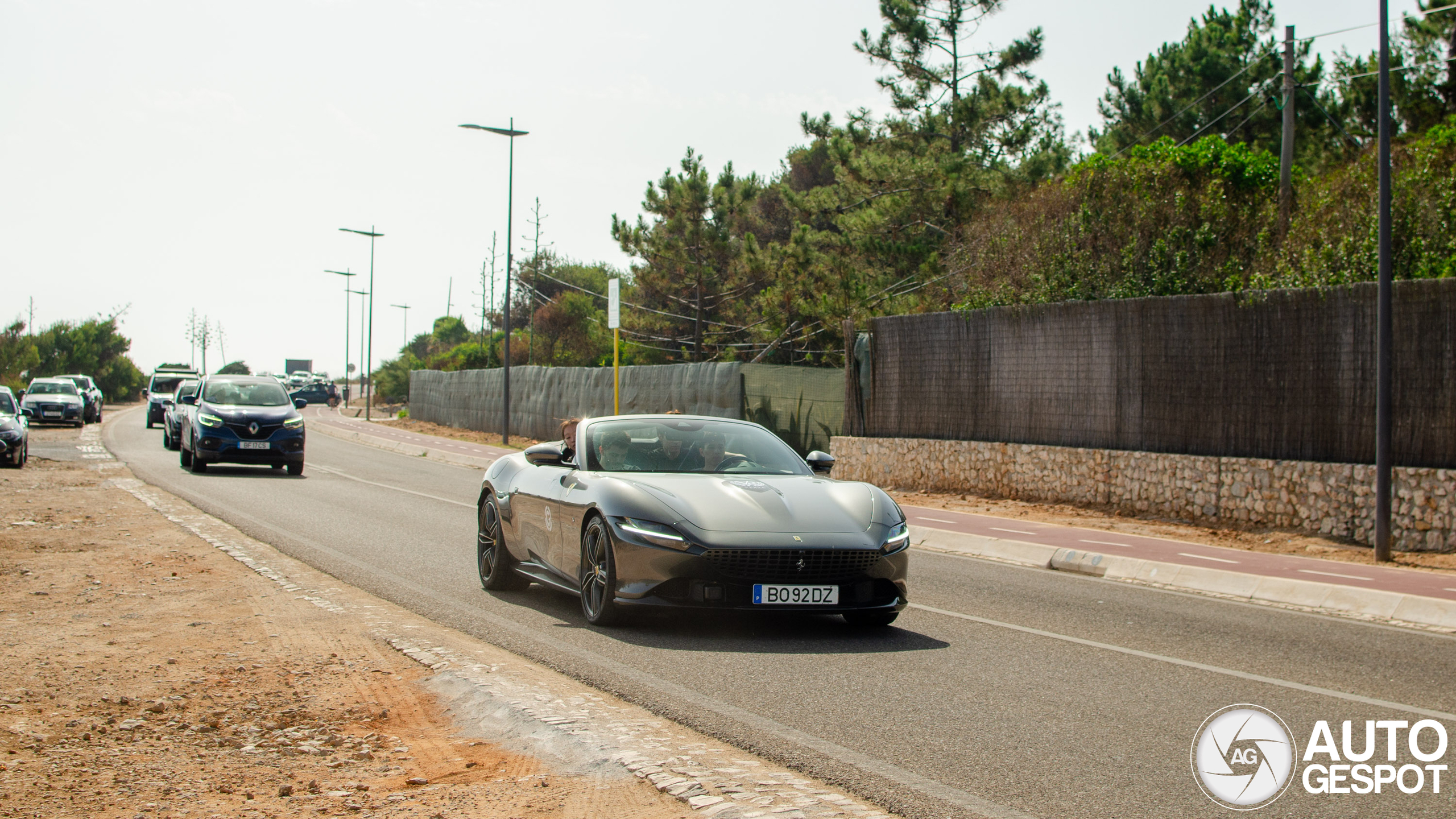 Ferrari Roma Spider