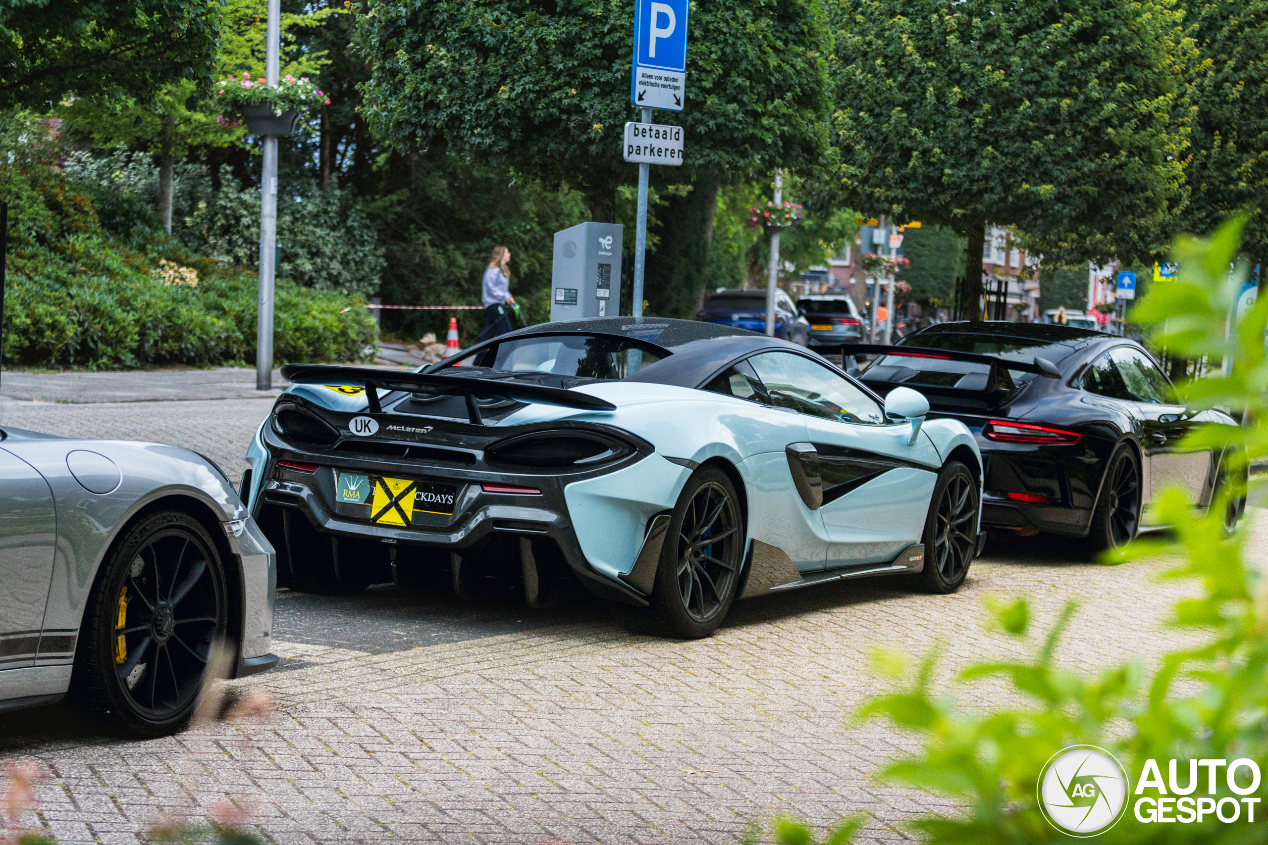 McLaren 600LT gezien met goed gezelschap in Bloemendaal
