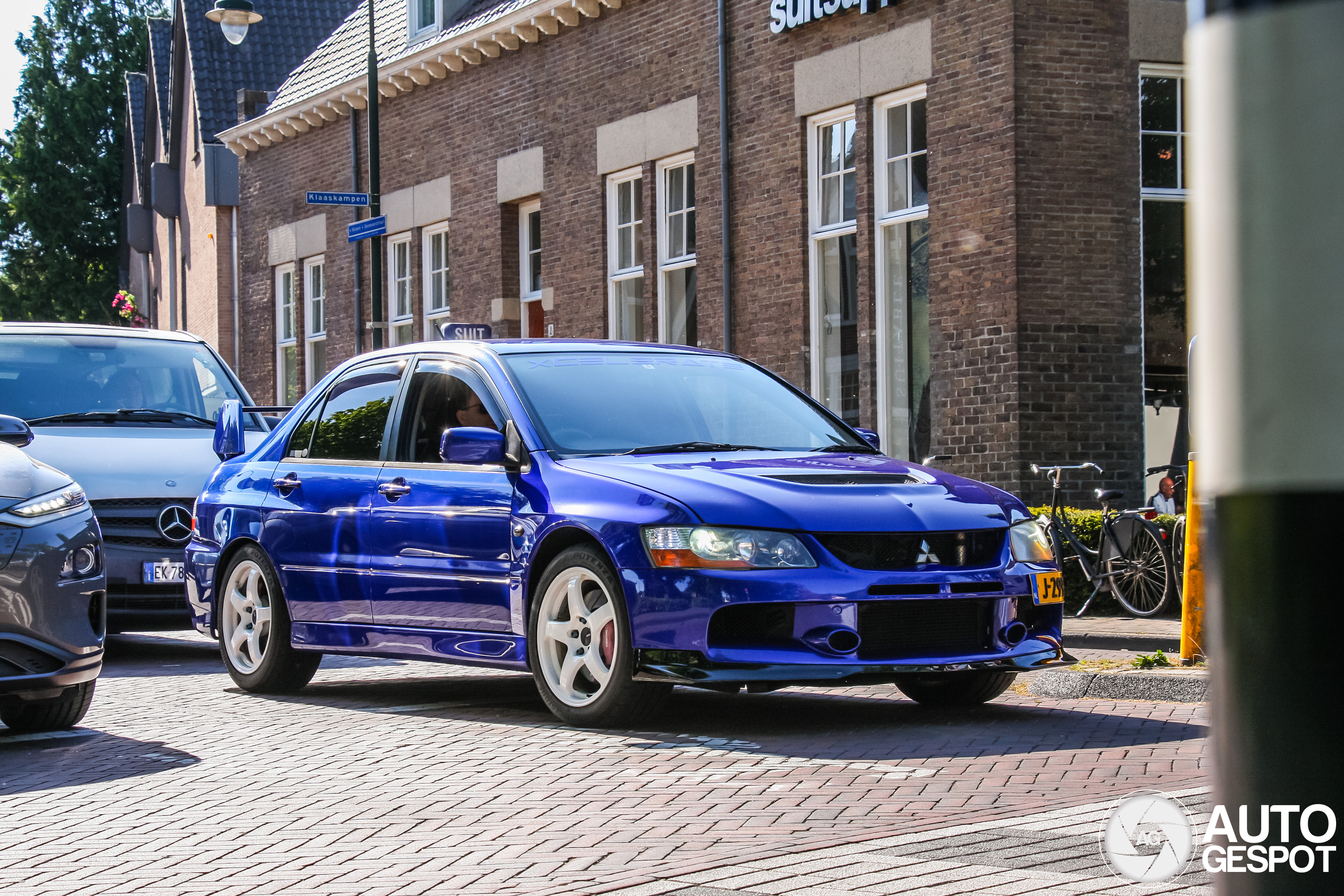 Mitsubishi Lancer Evolution IX