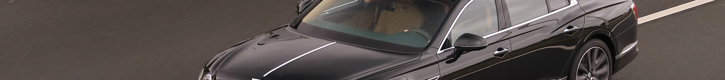 Bentley Flying Spur V8 2021