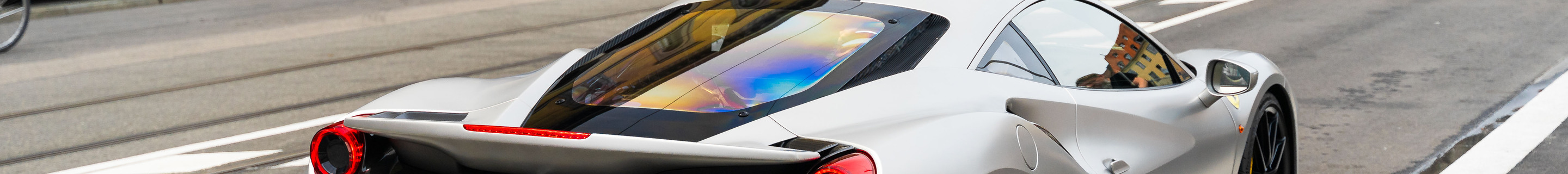 Ferrari 488 Pista