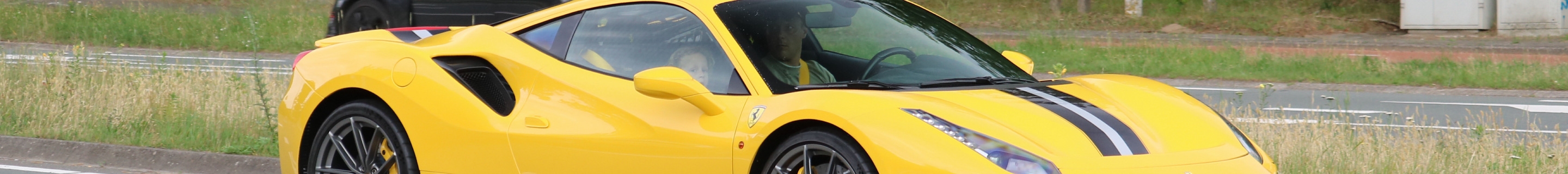 Ferrari 488 Pista