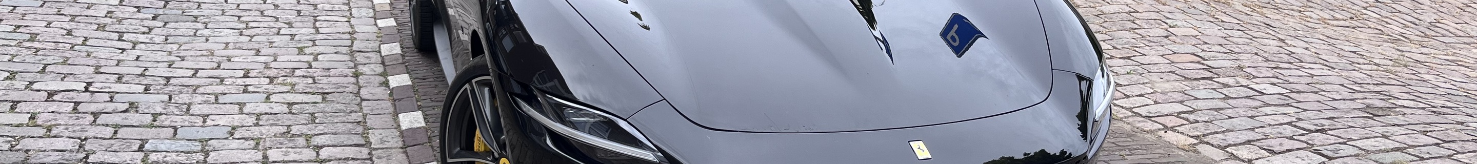 Ferrari Roma Spider