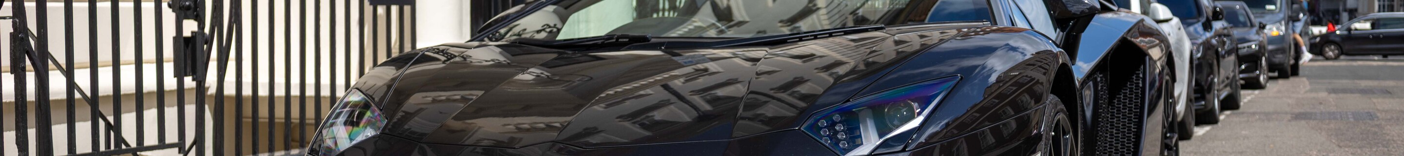 Lamborghini Aventador S LP740-4