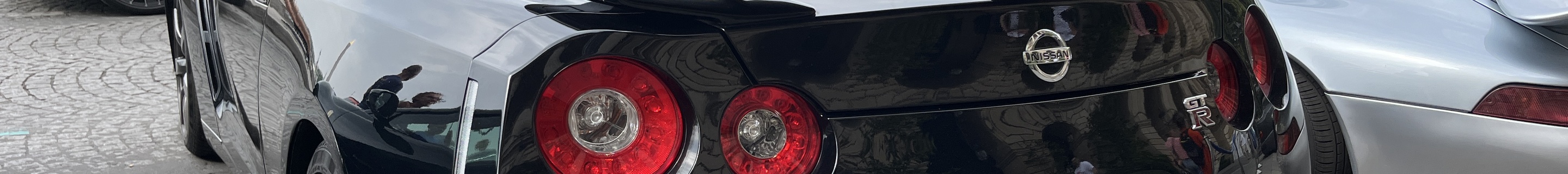 Nissan GT-R