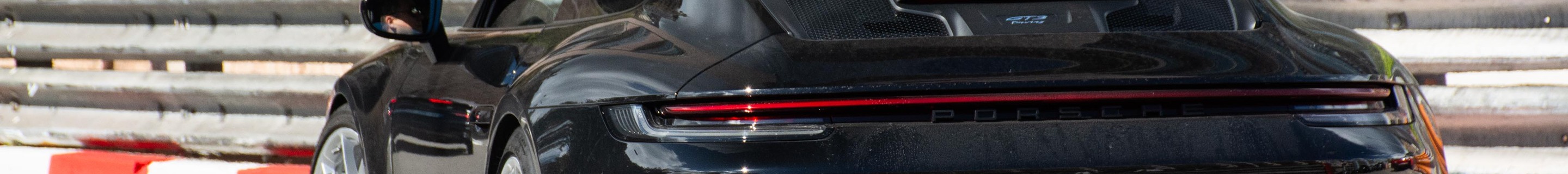 Porsche 992 GT3 Touring